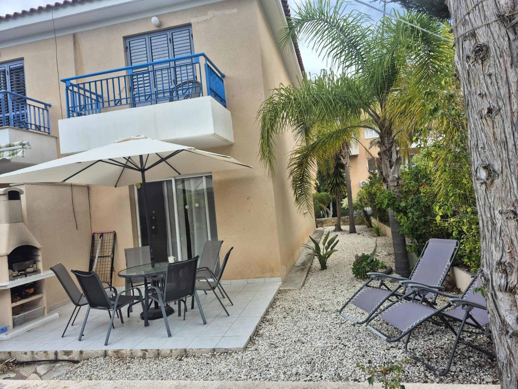 Casa Del Sol Townhouse In Iris Village Holiday home Paphos